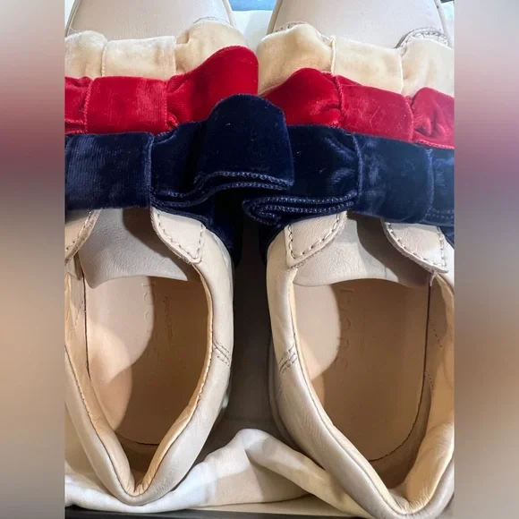 Gucci Kids Shoes with Red, Blue, and Cream Bows